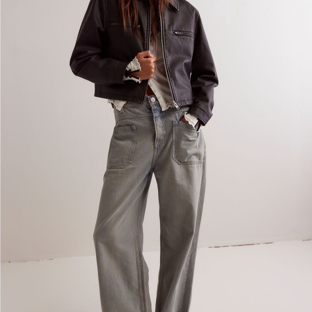 We the Free. Free people Palmer jeans light grey wash. 31
